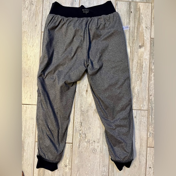 Athleta Joggers Altitude Lined in Black - Picture 6 of 6
